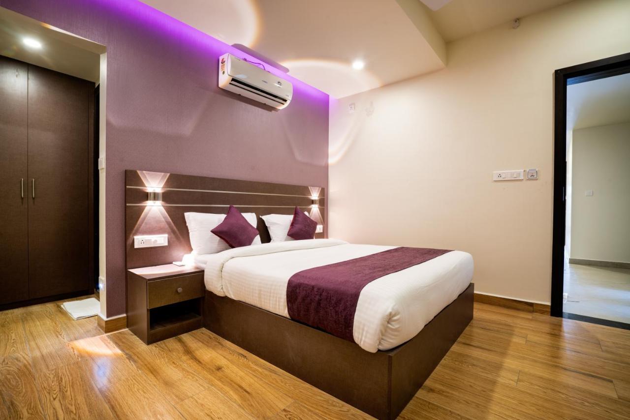 Hotel Lavender Infopark Kochi Extérieur photo